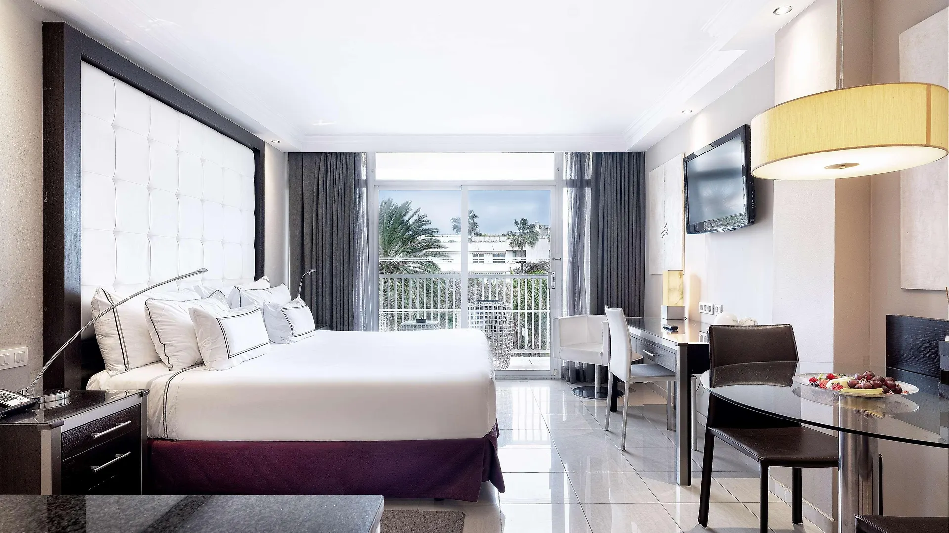 Me Marbella Hotel
